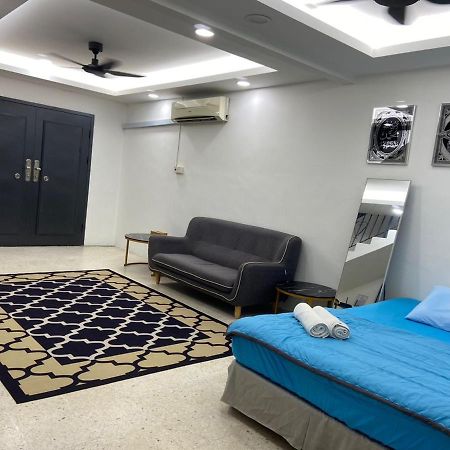 Hs Homestay Cenderawasih Kuantan Town Экстерьер фото